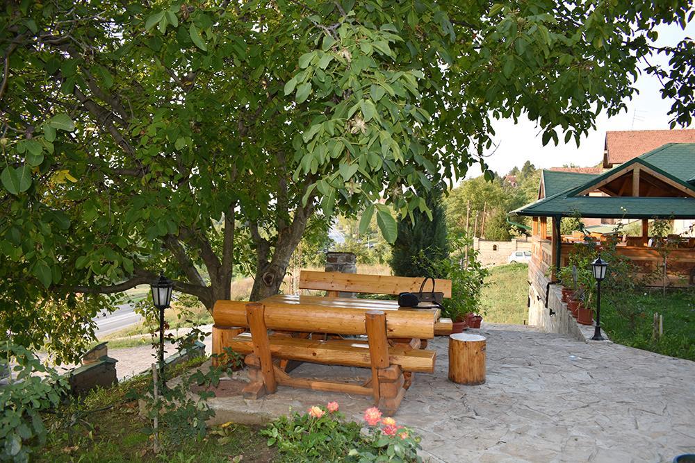 Fruskogorska Terasa Appartement Novi Sad Buitenkant foto