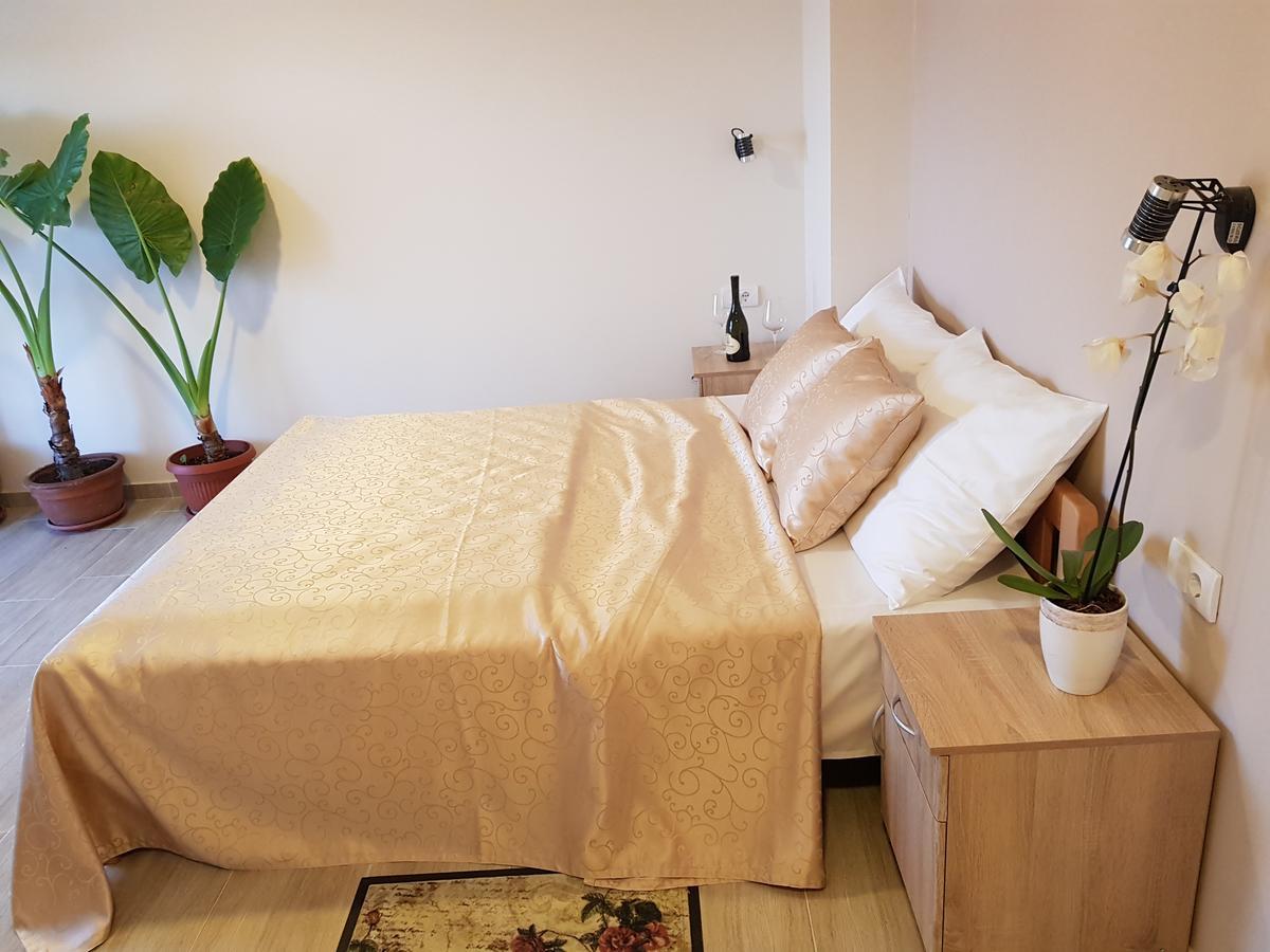 Fruskogorska Terasa Appartement Novi Sad Buitenkant foto