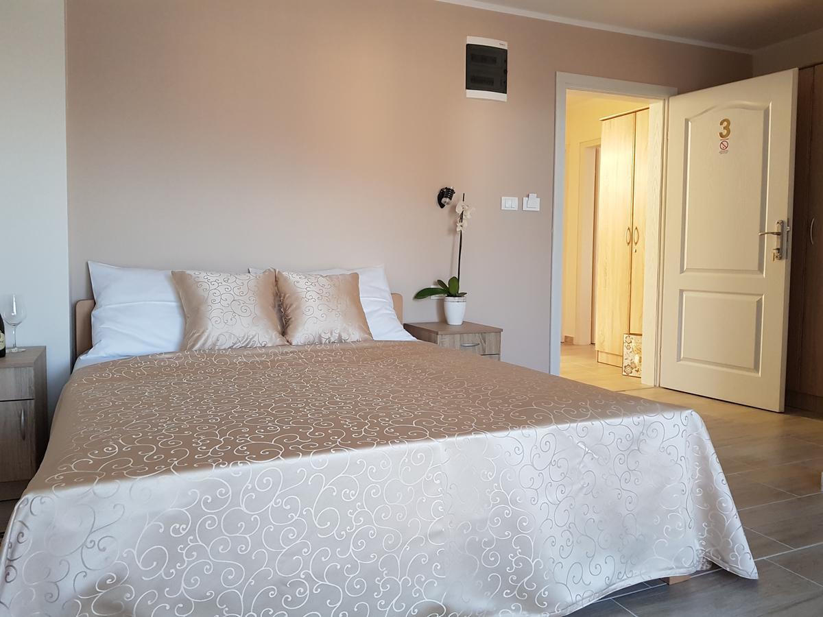 Fruskogorska Terasa Appartement Novi Sad Buitenkant foto